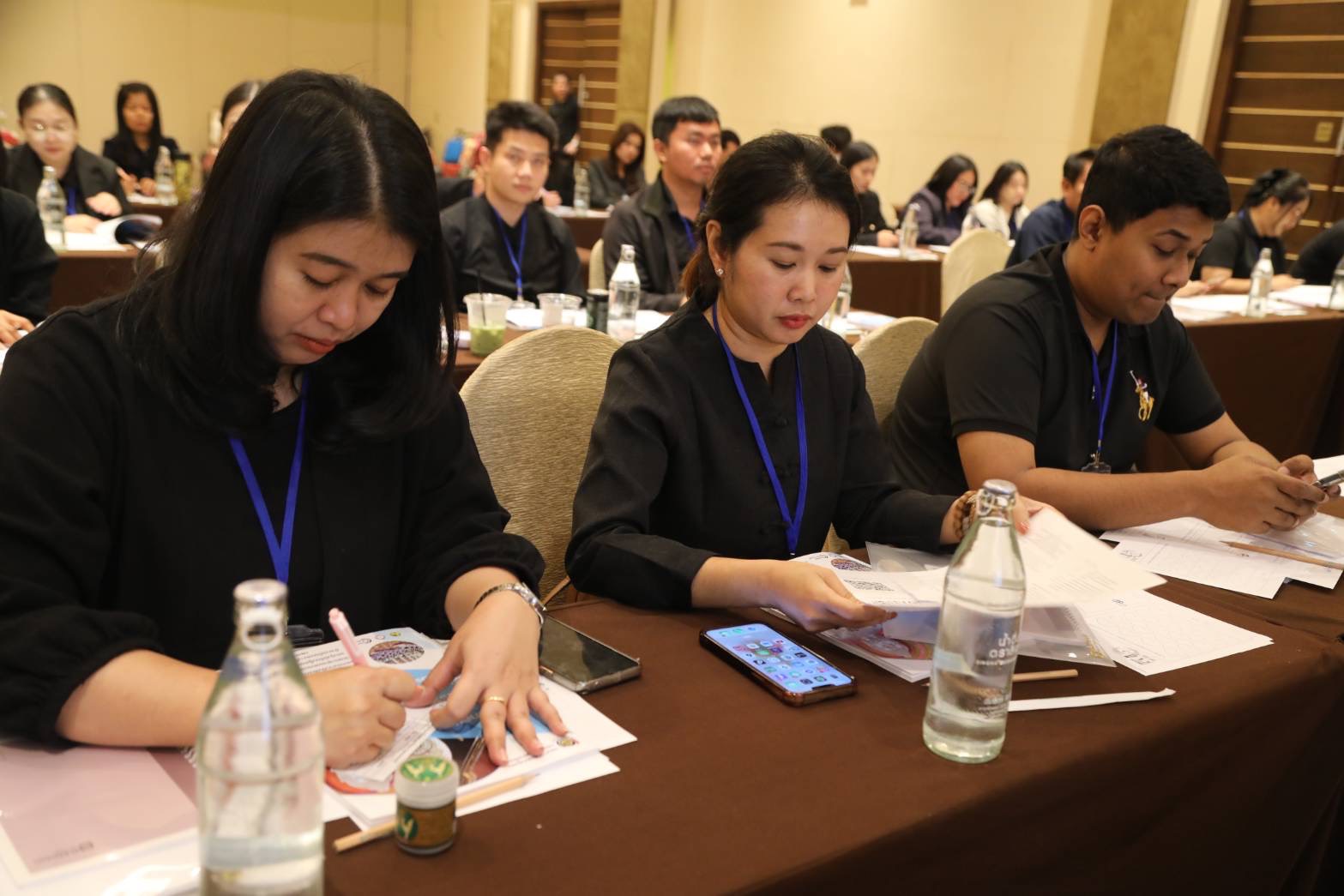 📰📰📰📰 พช.มุกดาหาร ร่วมเสริมสร้างองค์กรแห่งคุณธรรม เข้าร่วมโครงการฝึกอบรมเสริมสร้างคุณธรรมจริยธรรม ข้าราชการกรมการพัฒนาชุมชน ประจำปี 2569