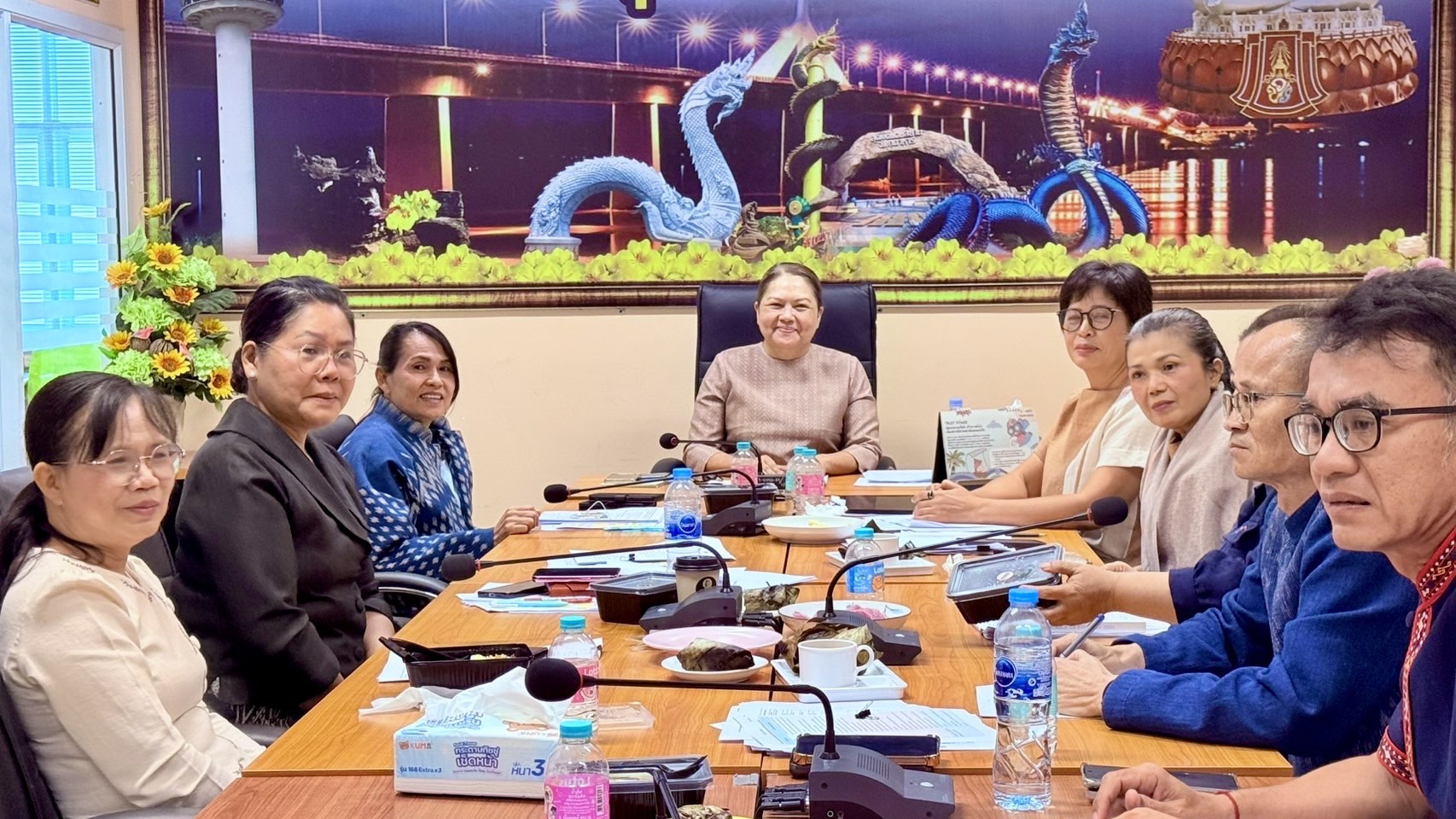 พช.มุกดาหาร ประชุมผู้บริหารและนักวิชาการพัฒนาชุมชน สพจ.มุกดาหาร ครั้งที่ 4/ 2569 เพื่อขับเคลื่อนภารกิจกรมการพัฒนาชุมชน