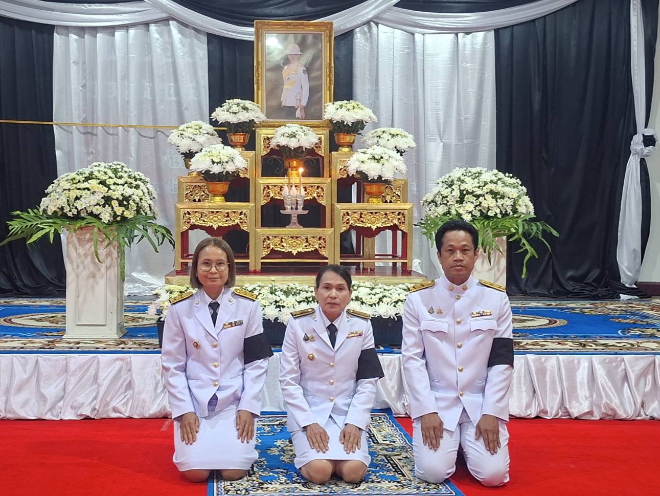 พช.มุกดาหาร ร่วมพิธีบำเพ็ญกุศลสวดพระอภิธรรมเพื่ออุทิศถวายแด่สมเด็จพระเจ้าลูกเธอ เจ้าฟ้าพัชรกิติยาภา นเรนทิราเทพยวดี กรมหลวงราชสาริณีสิริพัชร มหาวัชรราชธิดา